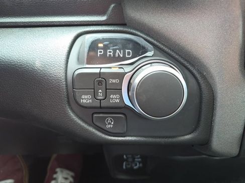 New 2026 RAM 1500 Express AWD/4WD image 17