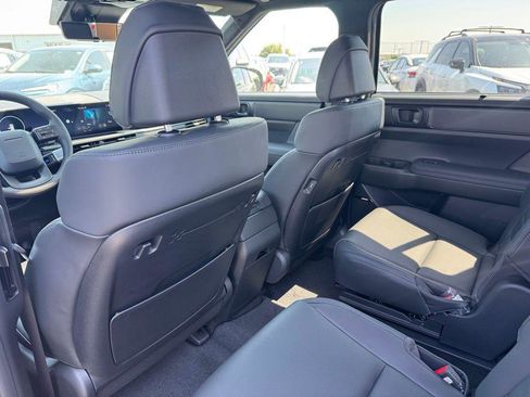 New 2026 Hyundai Santa Fe Calligraphy AWD/4WD image 17