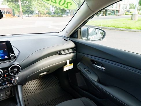 New 2025 Nissan Sentra SV w/ All-Weather Package image 9