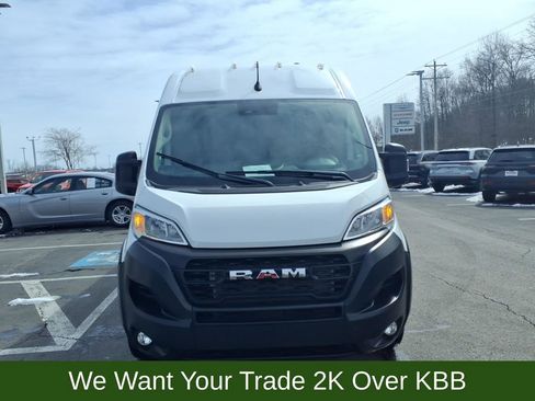 Used 2025 RAM ProMaster 2500 w/ Convenience Group image 3