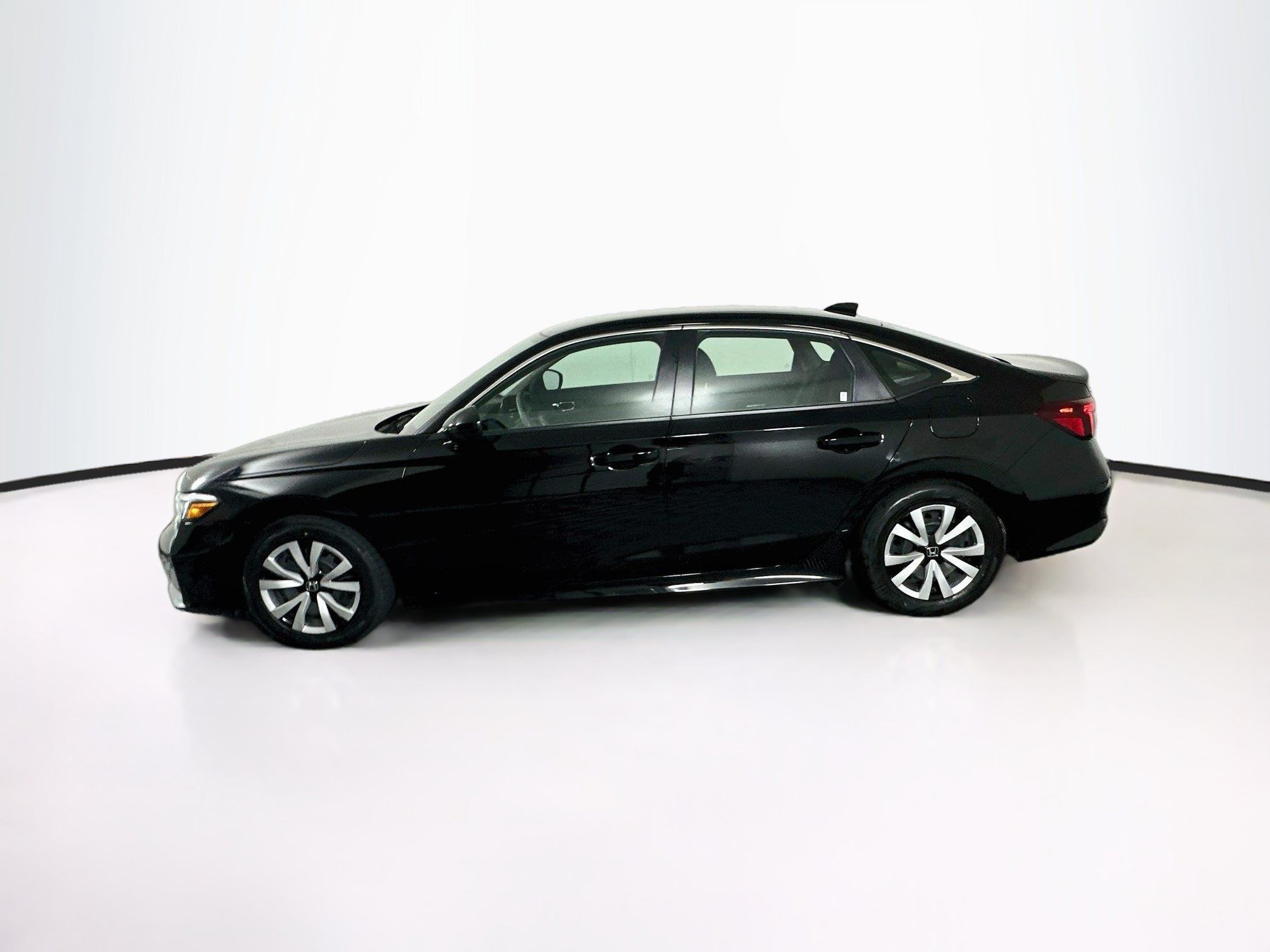 Used 2025 Honda Civic LX image 4