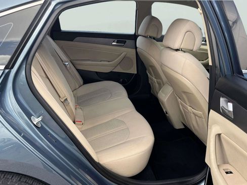 Used 2015 Hyundai Sonata SE w/ Option Group 09 FWD image 51