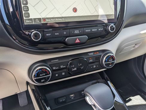 New 2025 Kia Soul EX image 23