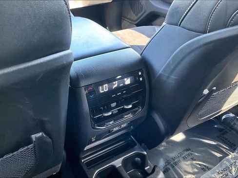 Used 2023 Jeep Grand Cherokee L Laredo AWD/4WD image 33