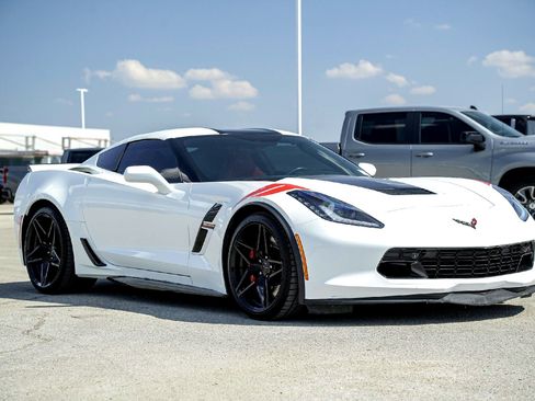Used 2017 Chevrolet Corvette Grand Sport image 8