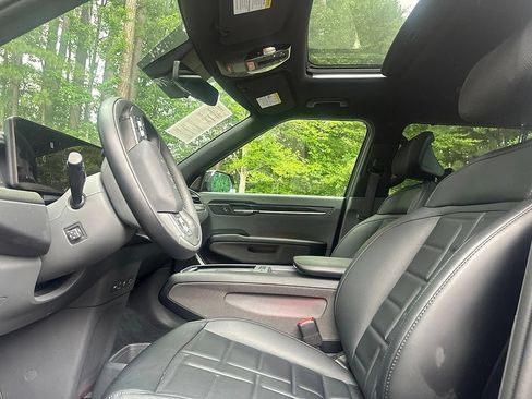 Used 2026 Kia EV9 Land w/ Nightfall Edition Package AWD/4WD image 6