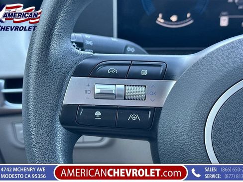 Used 2025 Hyundai Tucson SEL FWD image 32