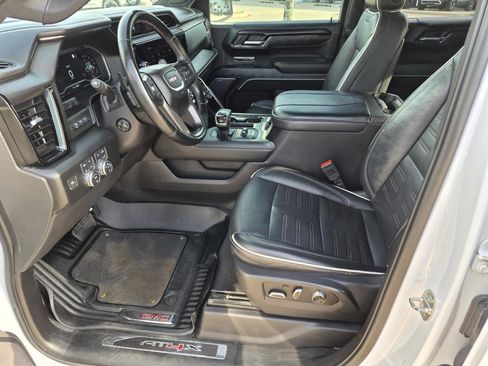 Certified 2023 GMC Sierra 1500 AT4X image 12