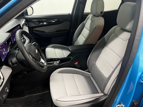 New 2026 Chevrolet TrailBlazer LT w/ Convenience Package FWD image 25