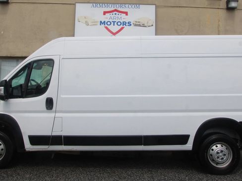 Used 2023 RAM ProMaster 2500 w/ Interior LED Lighting Group FWD image 5