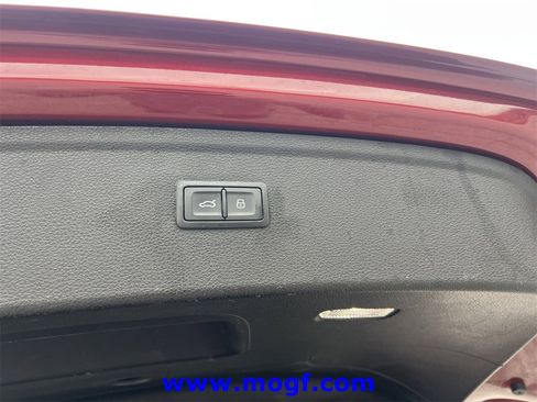 Used 2020 Audi Q5 2.0T Premium Plus w/ Premium Plus Package image 28