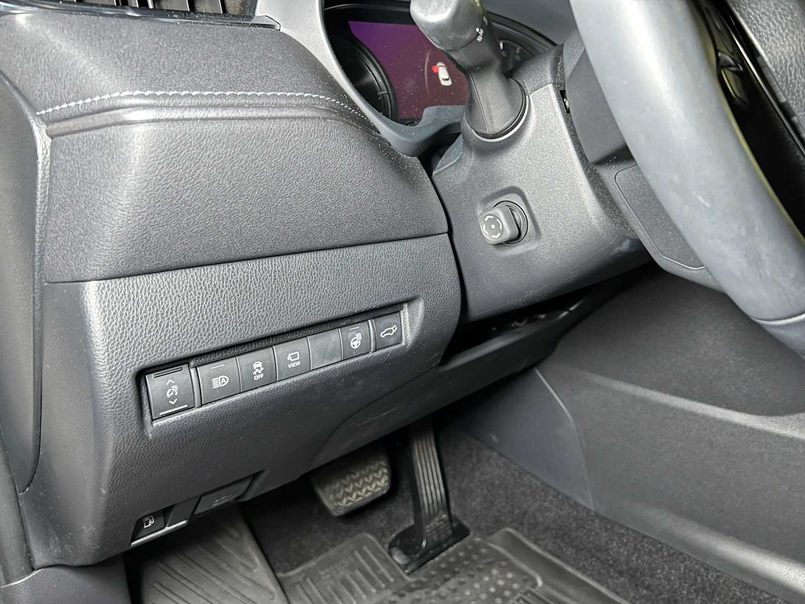 Used 2021 Toyota Venza Limited w/ Advanced Technology Package AWD/4WD image 27