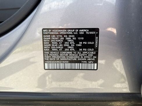 Used 2024 Volkswagen Atlas Cross Sport SEL R-Line AWD/4WD image 23