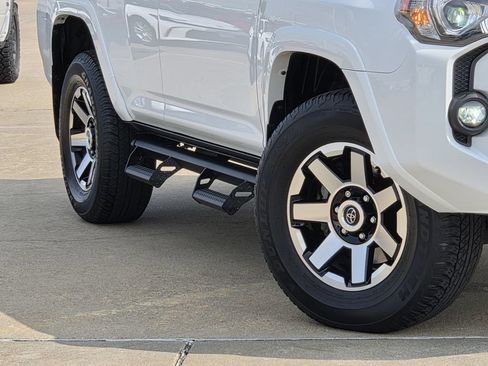 Used 2023 Toyota 4Runner TRD Off-Road Premium w/ Off Road Premium Plus Package AWD/4WD image 12