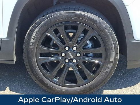Used 2023 GMC Acadia SLE w/ Driver Convenience Package AWD/4WD image 28
