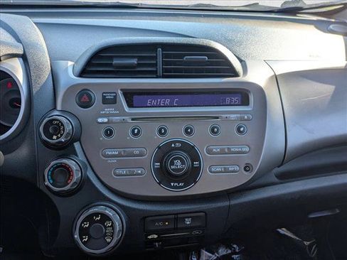 Used 2013 Honda Fit image 12