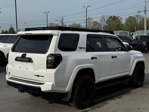 Used 2017 Toyota 4Runner TRD Pro AWD/4WD image 6