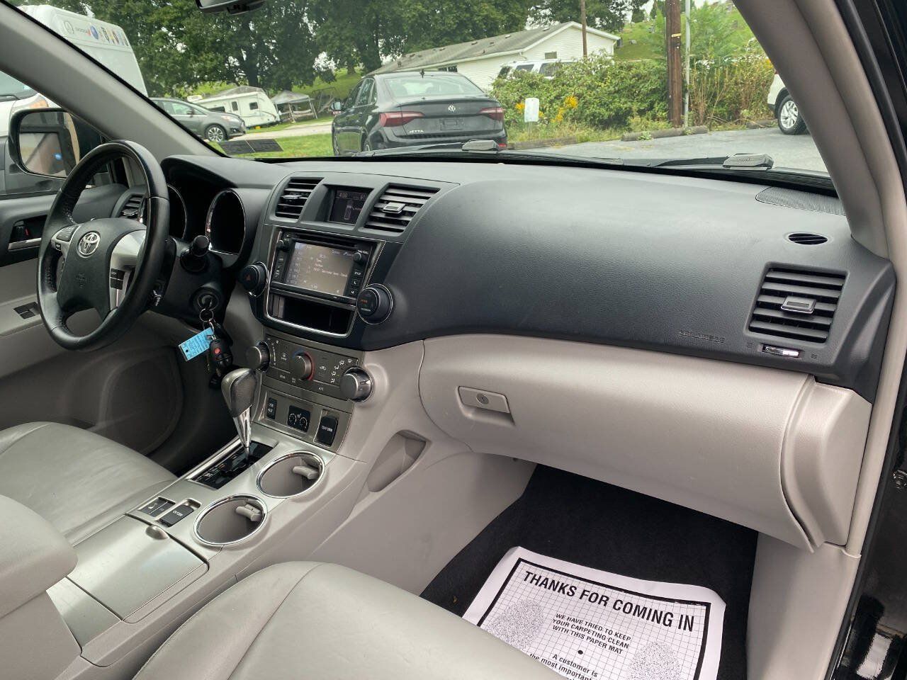 Used 2013 Toyota Highlander SE AWD/4WD image 34