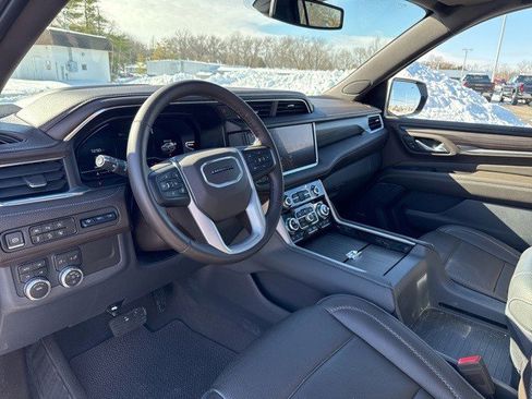 Certified 2023 GMC Yukon XL Denali image 17