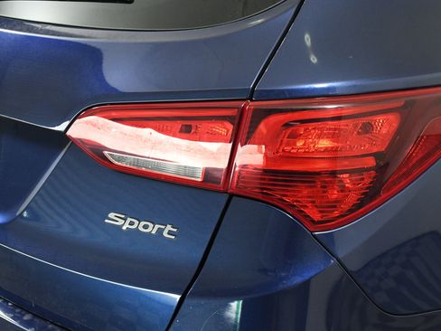 Used 2017 Hyundai Santa Fe Sport image 30