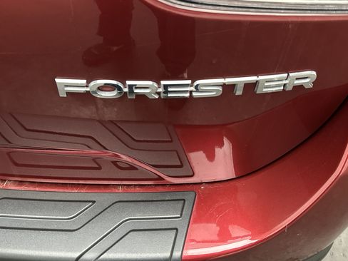 Used 2023 Subaru Forester Limited w/ Popular Package #2 AWD/4WD image 13