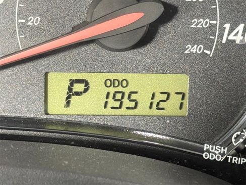 Used 2013 Toyota Corolla S image 26