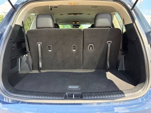 Certified 2024 Kia Telluride S FWD image 13
