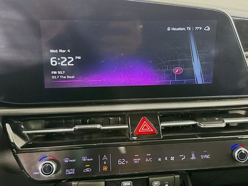 Used 2023 Kia Niro Wave image 17