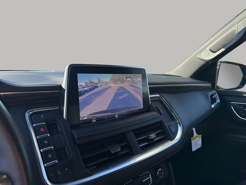 Used 2021 Chevrolet Tahoe Z71 image 38