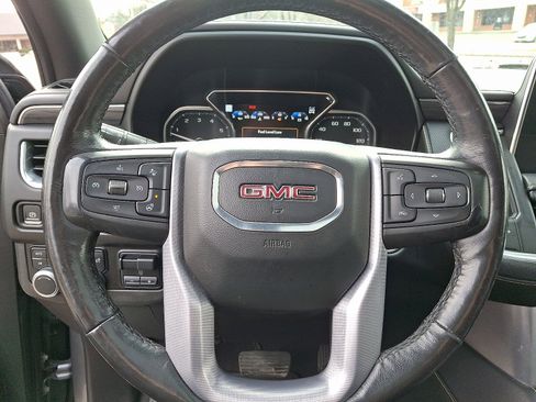 Used 2021 GMC Yukon XL SLT w/ SLT Luxury Plus Package image 25