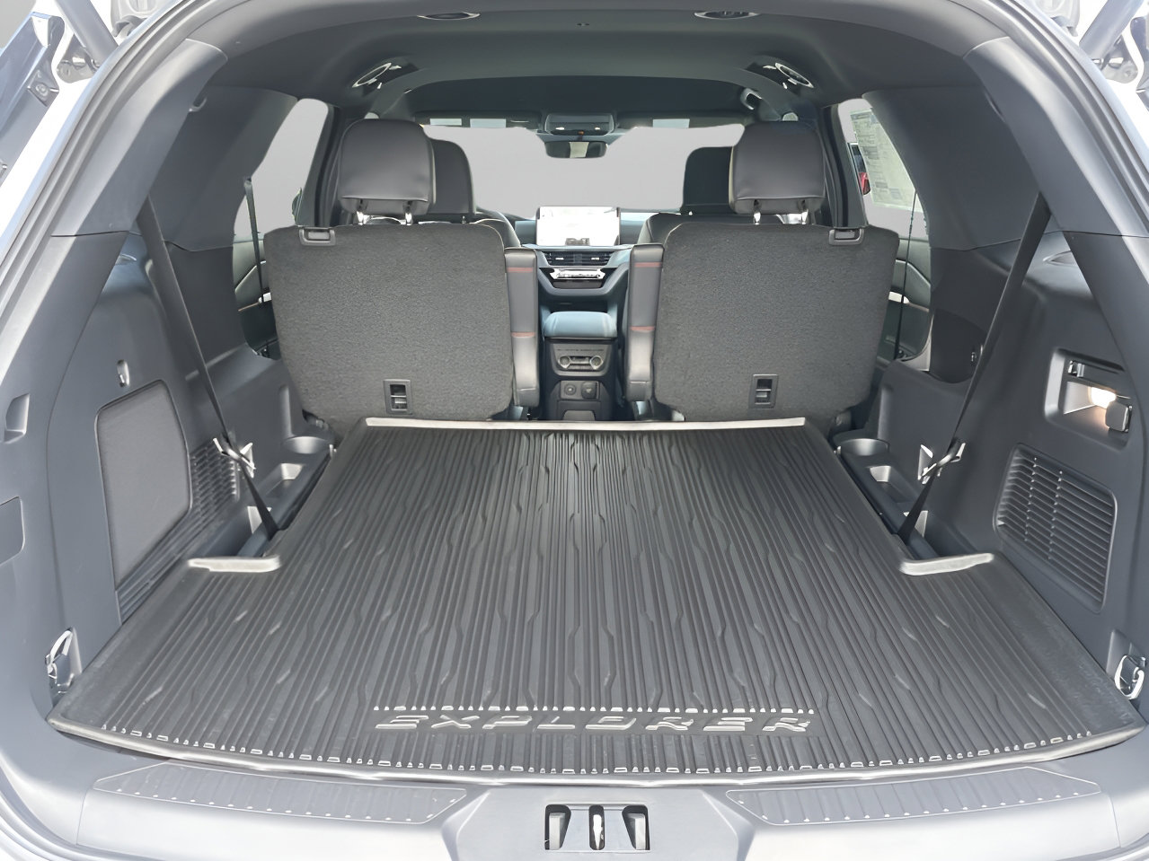 New 2026 Ford Explorer ST-Line w/ ST-Line Street Pack RWD image 11