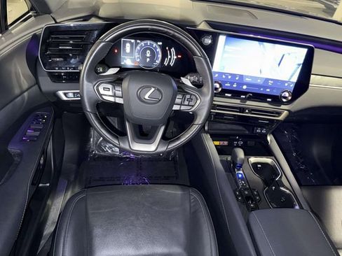 Used 2023 Lexus RX 350 Premium Plus w/ Accessory Package AWD/4WD image 4