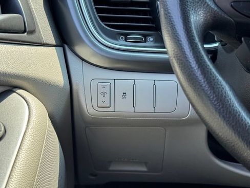 Used 2014 Kia Optima LX FWD image 30