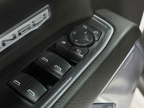 Used 2023 GMC Sierra 1500 Denali image 39