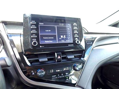 Certified 2023 Toyota Camry SE FWD image 17