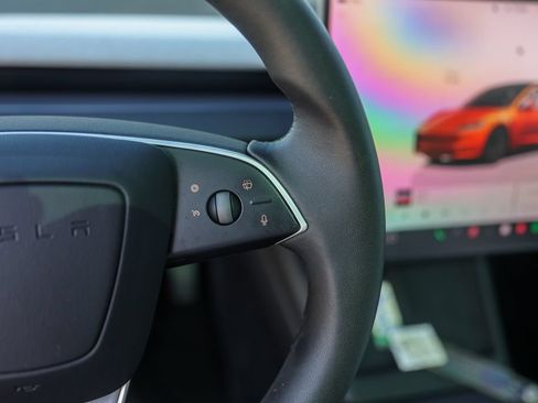 Used 2025 Tesla Model 3 RWD image 12