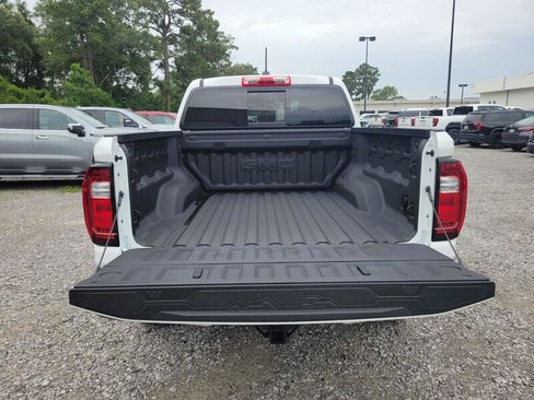 New 2026 GMC Canyon AT4 w/ Technology Plus Package AWD/4WD image 8