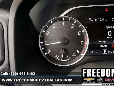 Used 2024 Nissan Titan SV w/ SV Convenience Package image 24