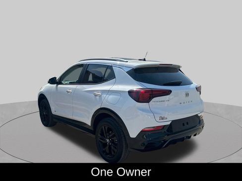 Used 2025 Buick Encore GX Sport Touring FWD image 3