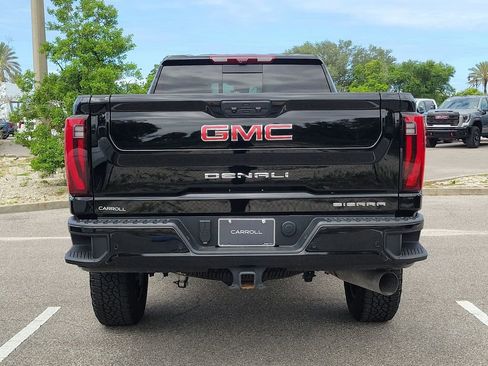Used 2025 GMC Sierra 3500 Denali w/ Denali Reserve Package AWD/4WD image 5