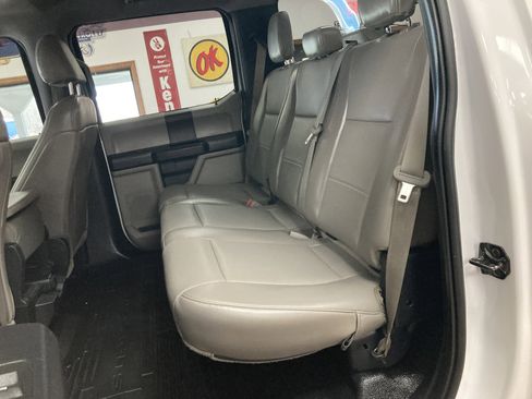 Used 2019 Ford F250 XL w/ Power Equipment Group AWD/4WD image 14