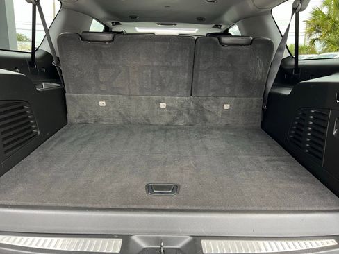 Used 2020 Cadillac Escalade ESV Luxury w/ Escalade Sport Edition image 22