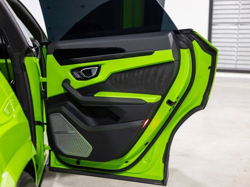 Used 2022 Lamborghini Urus image 27