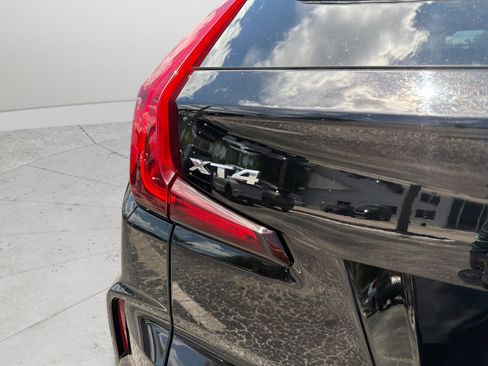Used 2024 Cadillac XT4 Premium Luxury FWD image 42