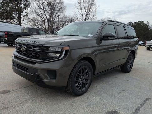 New 2025 Ford Expedition Platinum w/ Stealth Performance Package image 7