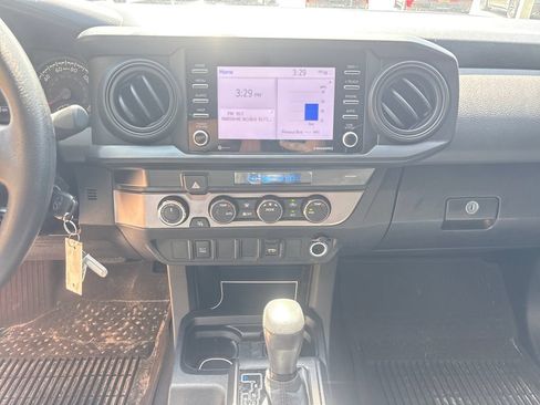 Used 2022 Toyota Tacoma SR AWD/4WD image 22