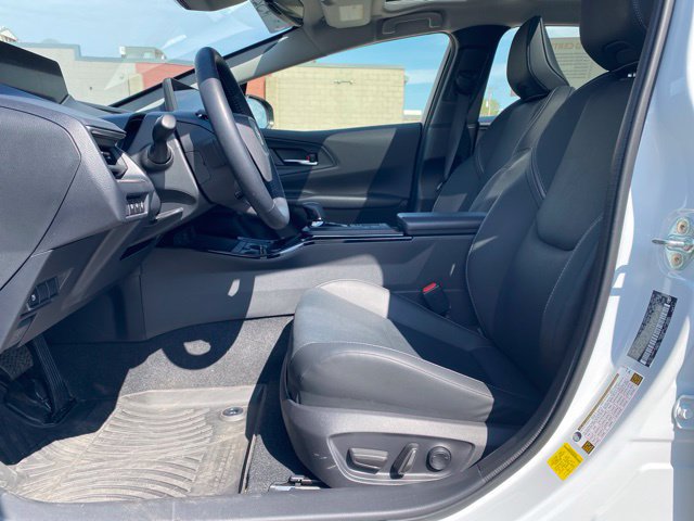 Certified 2025 Toyota Prius FWD image 12
