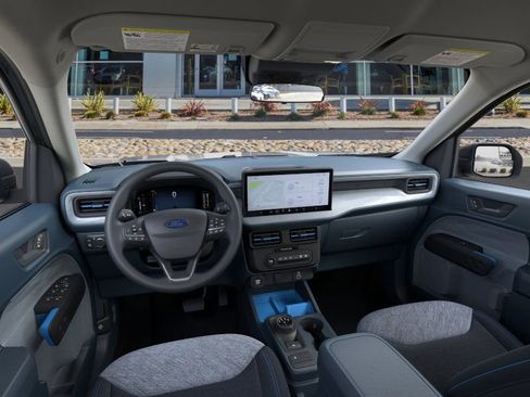 New 2025 Ford Maverick XLT image 9