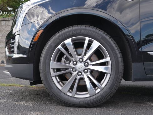 Certified 2023 Cadillac XT5 Premium Luxury AWD/4WD image 11