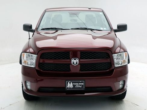 Used 2019 RAM 1500 Express w/ Express Value Package AWD/4WD image 5